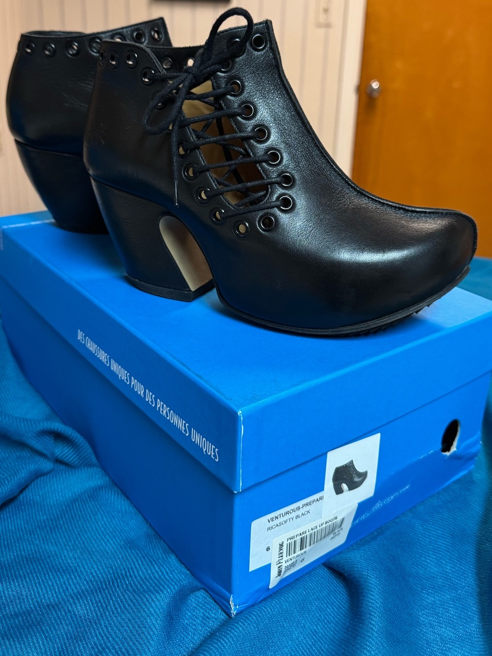John Fluevog Venturous Prepares